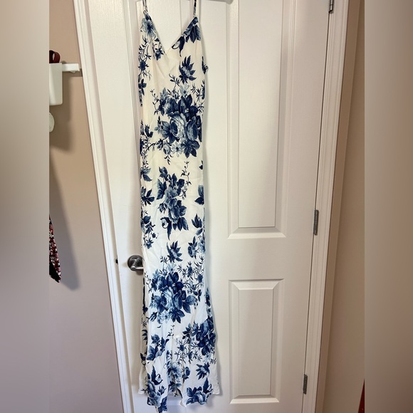 Reformation dress - Picture 3 of 4